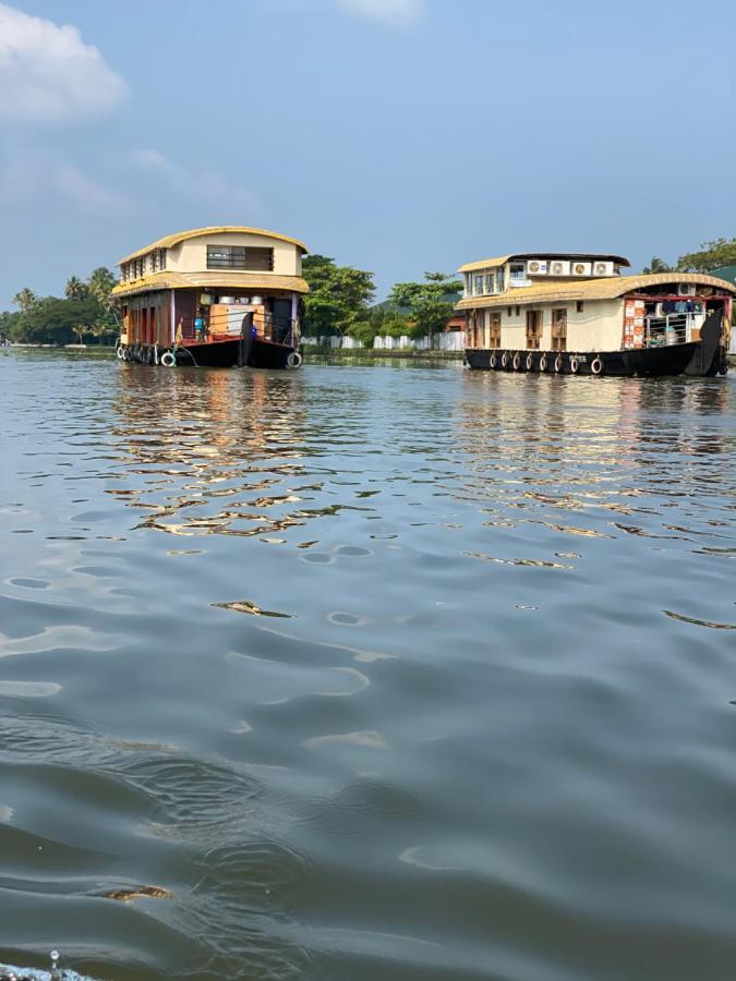 Alice Lake Promise Villa Alappuzha Exterior photo