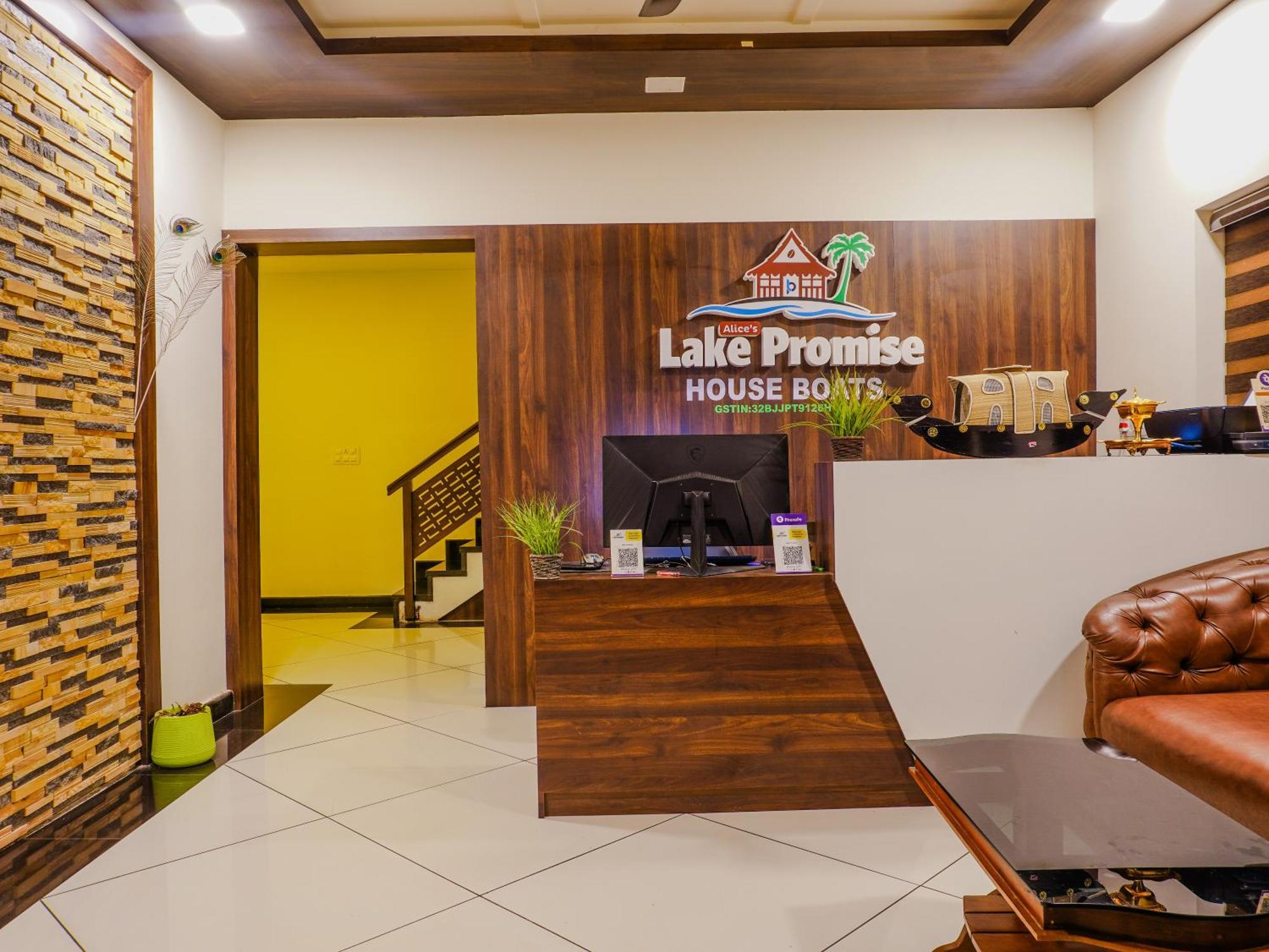 Alice Lake Promise Villa Alappuzha Exterior photo